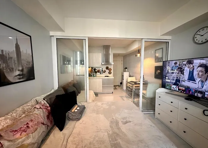 Apartamento At Azure Urban With Smarttv Manila
